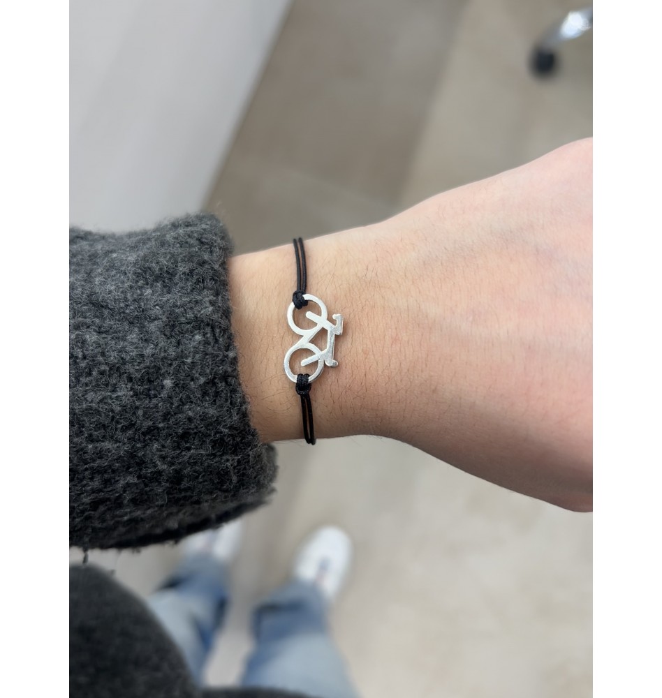 Pulsera bicicleta con macramé