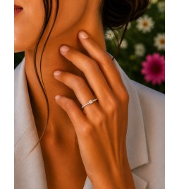 Anillo solitario de oro...