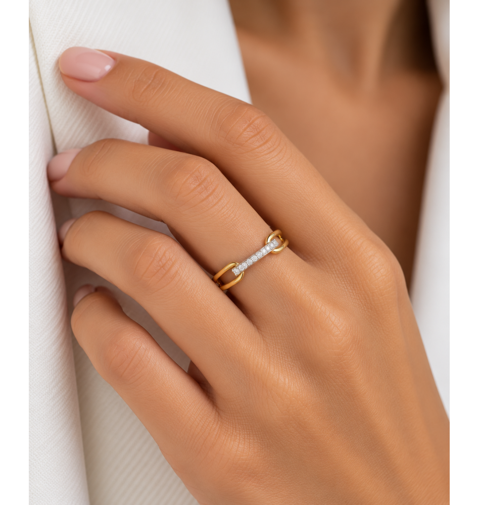 Anillo de oro con barra de circonitas